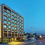 Naz Taksim - Special Category Hotel 4*