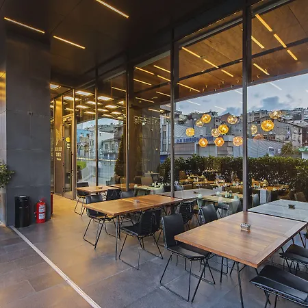Hotel Naz Taksim - Special Category 4*